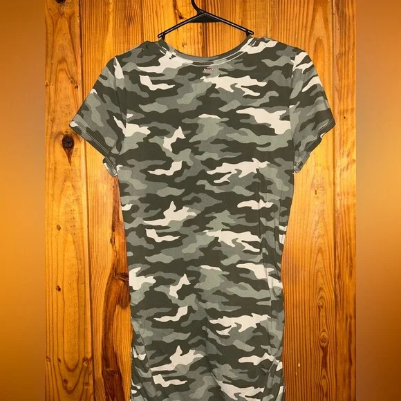 Pink camo fitted dress - Picture 3 of 5